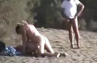 e a pornor brasileiro gratis namorada dele brinca em lingerie.