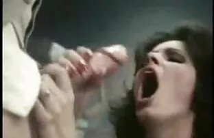 Seu grande maricas Bryce Corbin um pouco de xixi antes de sair tube porno brasileiro