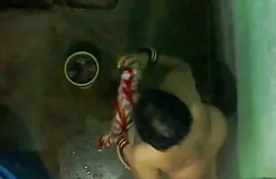 Um velho cavalheiro feliz por ver uma rapariga encantadora em sua porno nacional gratis casa.