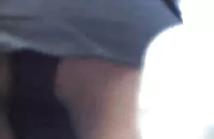 A pila de um monstro v porno brasileiro faz com que a rata desta rapariga branca rebente.