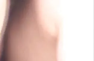 Raparigas vídeo pornô brasileiro grátis sexy de cabelo escuro com pilas enormes na orgia sexual