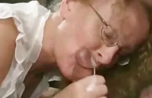 Sexo Anal, Creampie anal Joanna na videos sexo gratis brasileiro praia pública